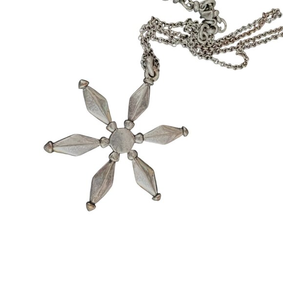Lucky‎ Brand Turquoise & Silver Snowflake Winter Pendant Necklace - Picture 3 of 7